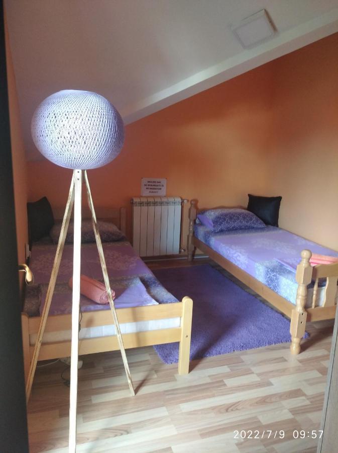 Buric Rooms Nikšić Esterno foto