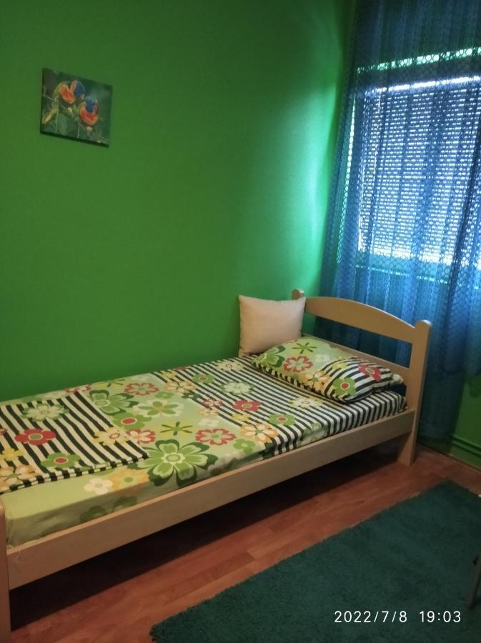 Buric Rooms Nikšić Esterno foto