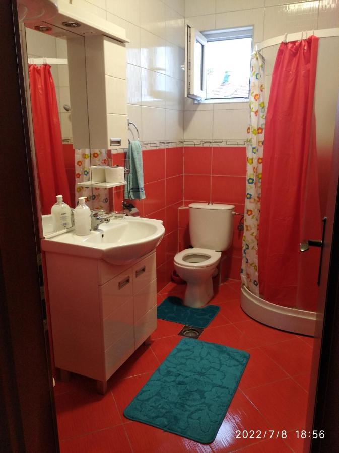 Buric Rooms Nikšić Esterno foto