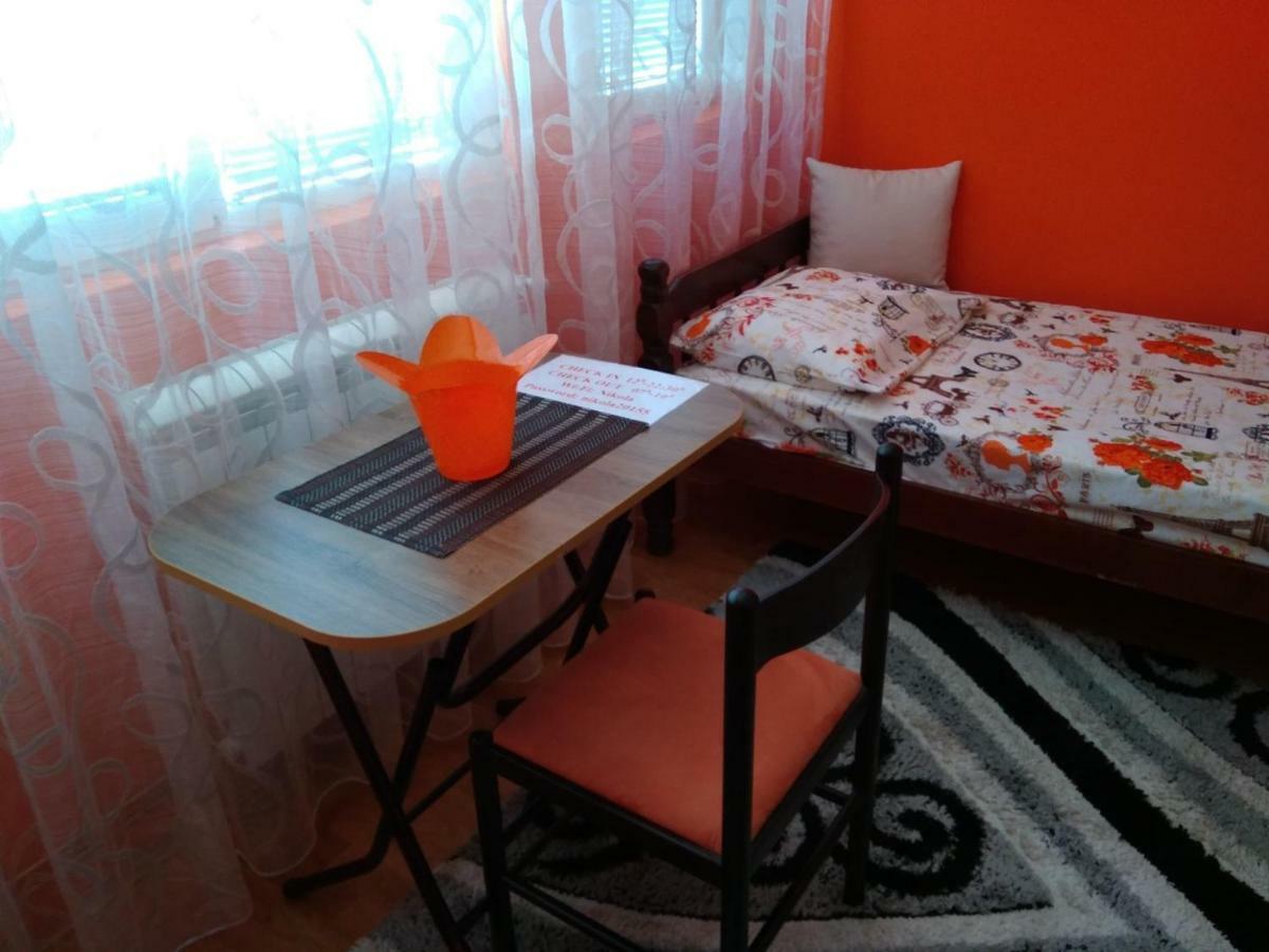 Buric Rooms Nikšić Esterno foto