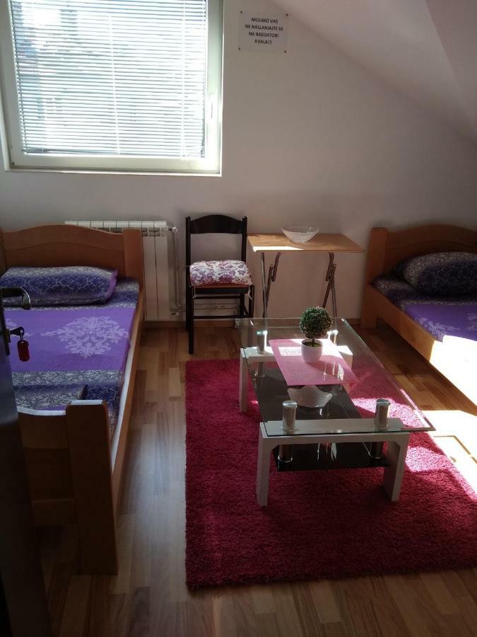 Buric Rooms Nikšić Esterno foto