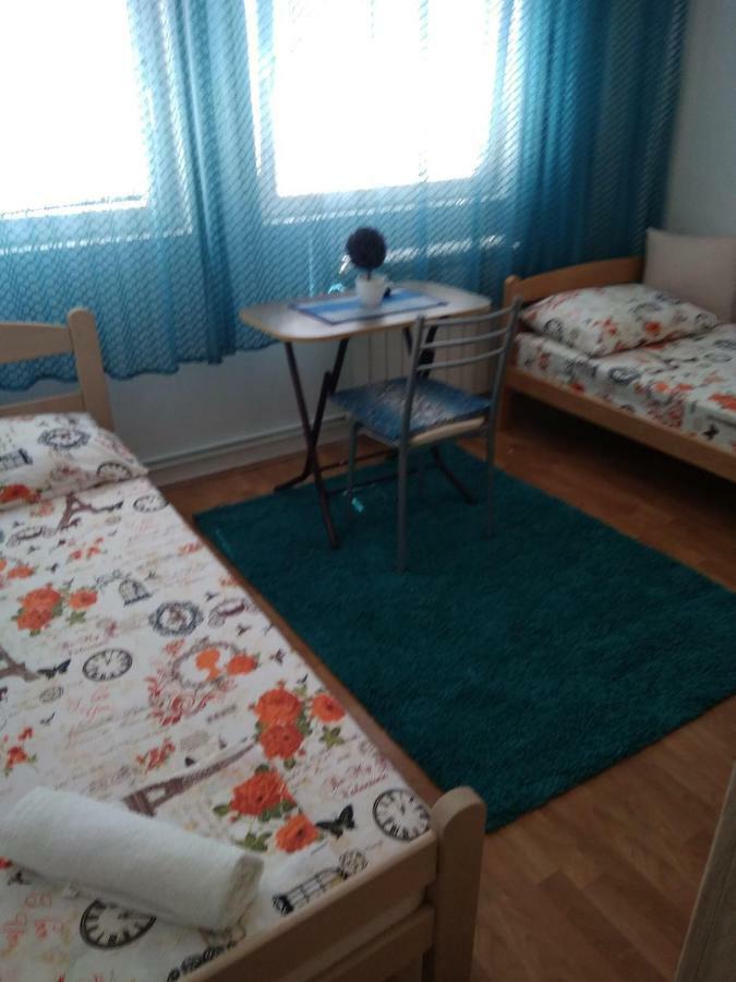 Buric Rooms Nikšić Esterno foto